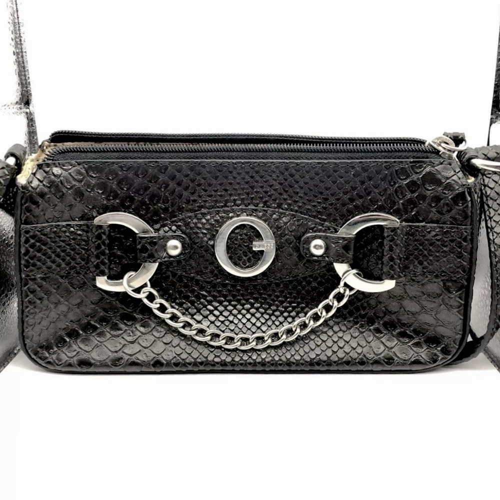 VINTAGE Y2K GUESS BLACK + SILVER HANDBAG — CROCODILE TEXTURE LEATHER
